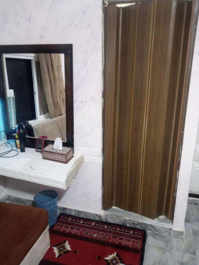Guest House Hazem Al Azraq ash Shamālī Esterno foto